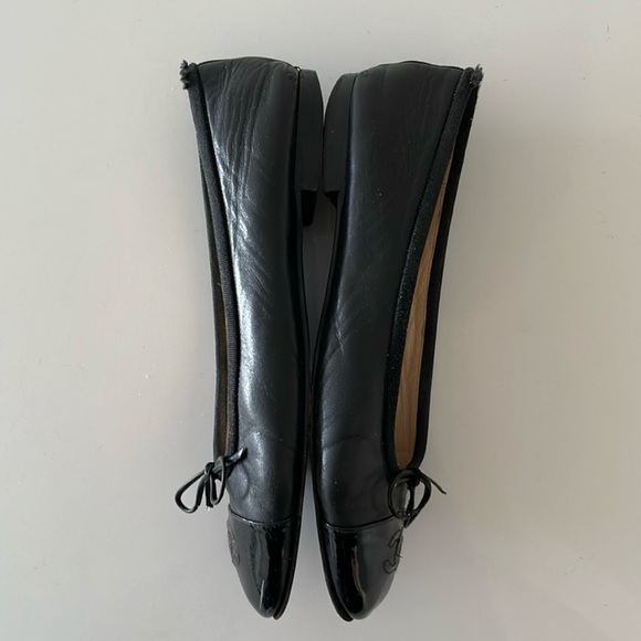 Chanel Black Ballet Flats - Picture 8 of 15